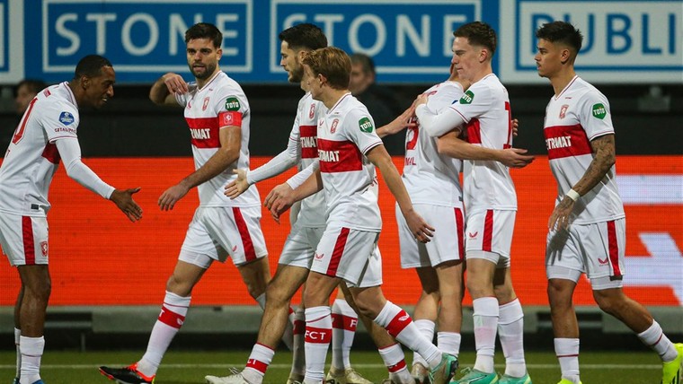 Twente heeft aan dertien minuten genoeg en legt druk bij AZ en Ajax
