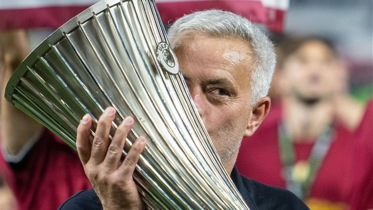 Mourinho haalt uit naar Roma-eigenaar: 'Weinig kennis van voetbal'