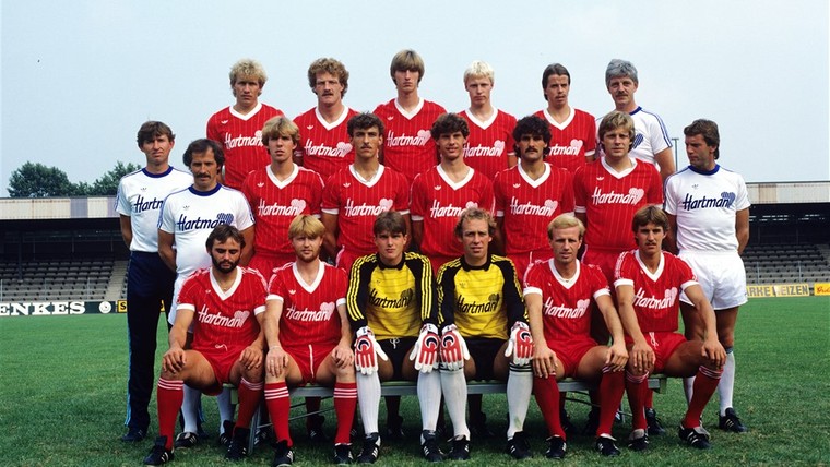 Immens populaire FC Twente-speler Jan Sørensen (68) overleden