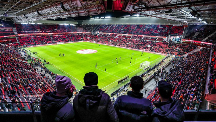 VI Stadiontest: PSV speelt in een moderne veste op historische grond