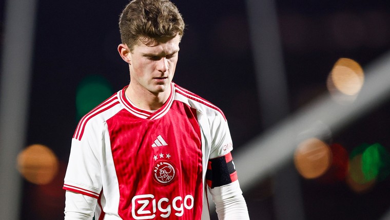 Einde seizoen voor Jong Ajax-verdedigers Aertssen en Butera