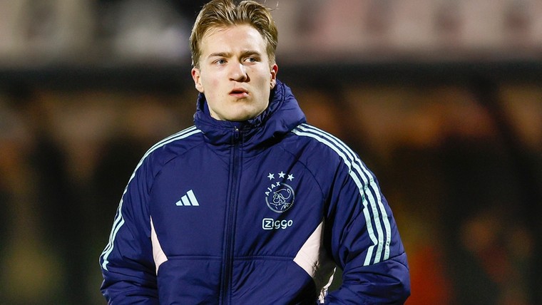 Ajax houdt Rijkhoff en Fitz-Jim buiten selectie Jong Ajax
