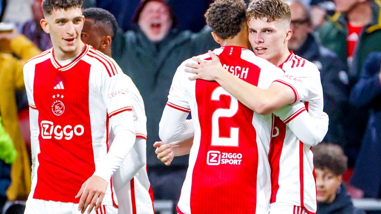Vreugde-explosie bij Gaaei na wonderschone eerste goal namens Ajax