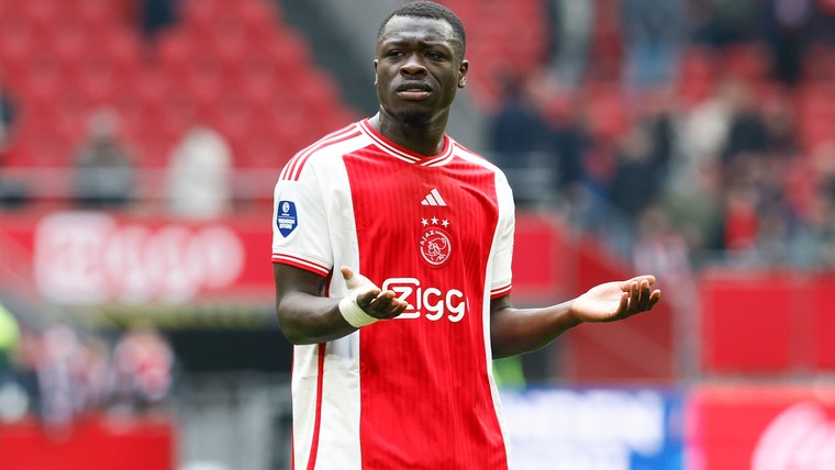 Ajax met herstelde Brobbey tegen FC Twente, Godts op de bank