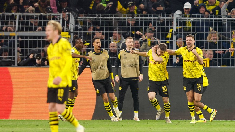 Dortmund klopt Atlético in spektakelstuk en gaat naar de halve finale