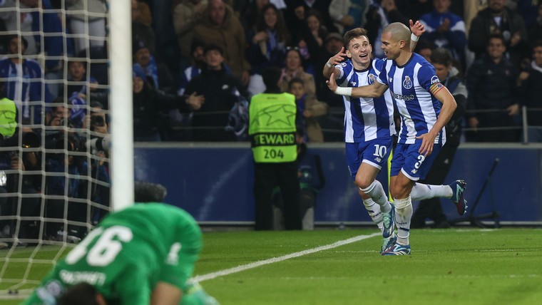 Porto liet rugnummer vrij voor Conceição: 'Ik wist zeker dat hij terug zou keren'