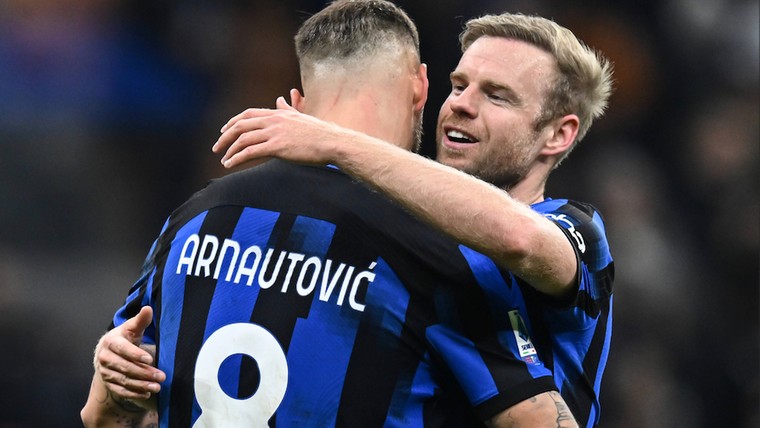 Davy Klaassen viert titel met Inter: 'Waanzinnig om mee te maken'