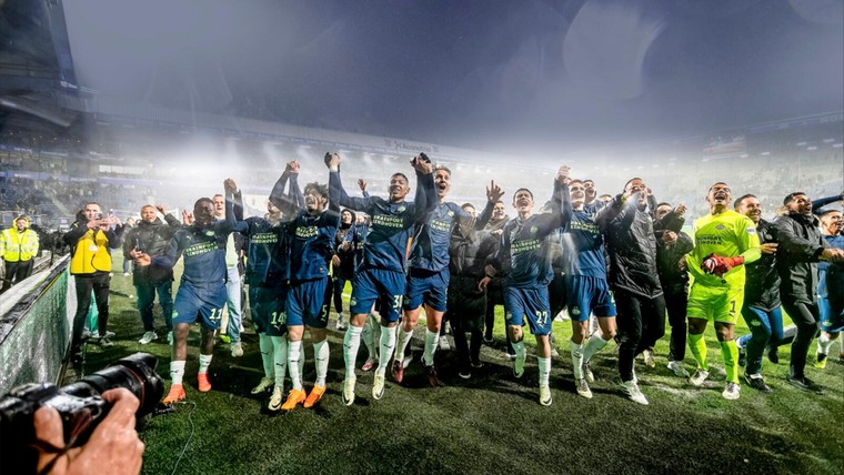 Peter Bosz en PSV willen nu beste Eredivisie-ploeg ooit worden