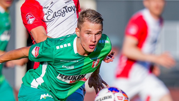Go Ahead Eagles pikt topscorer FC Dordrecht op
