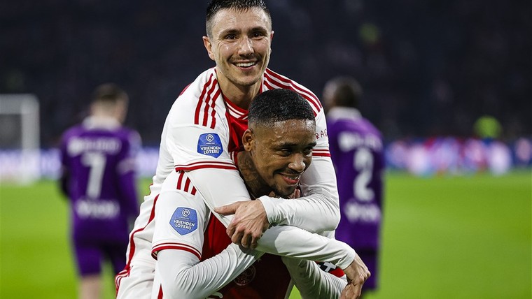 Rondje Eredivisie: 'Het is beter als Bergwijn en Berghuis blijven bij Ajax'
