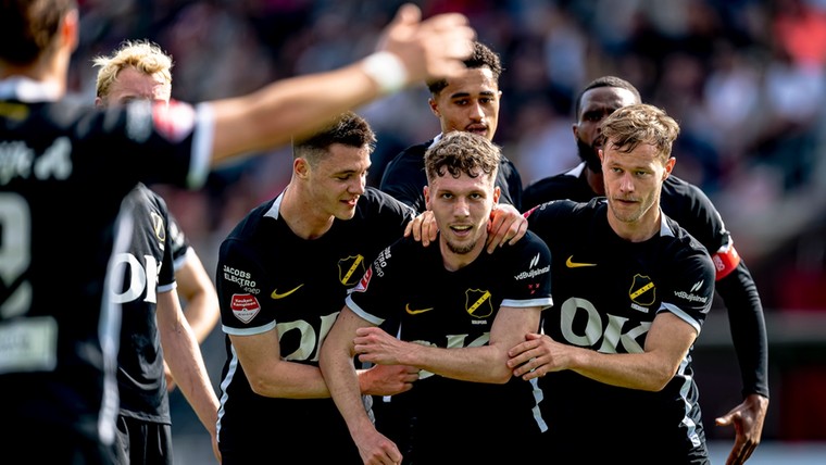 NAC Breda met speels gemak naar finale play-offs