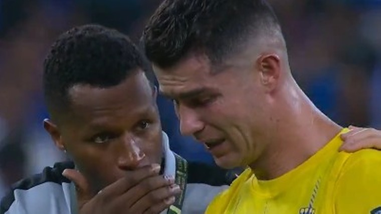 Cristiano Ronaldo in tranen na verloren Saoedische bekerfinale
