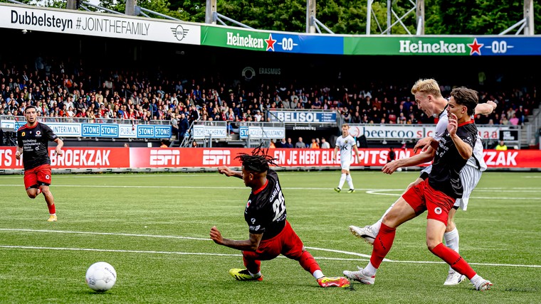Vier goals niet voldoende voor Excelsior: NAC keert terug in Eredivisie