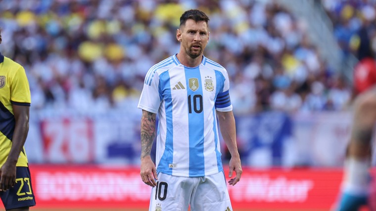 Messi maakt spectaculaire comeback in de basis van Argentinië