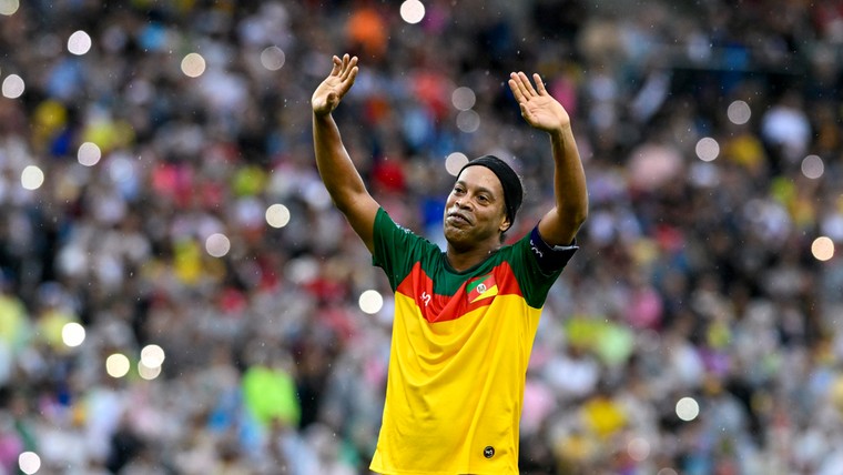 Ronaldinho maakt Braziliaans elftal met de grond gelijk: 'Hoef geen duel meer te zien'