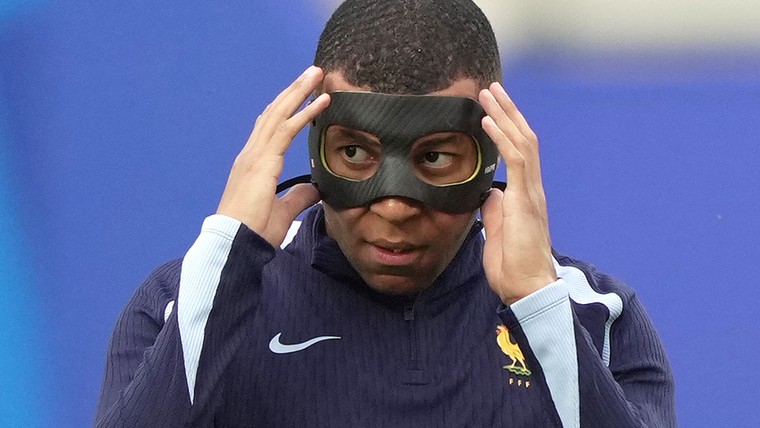 Mbappé maakt dag na treffen met Oranje indruk in Frans oefenduel