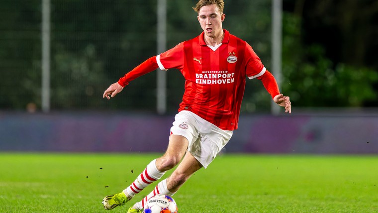 PSV verlengt contract talentvolle middenvelder Land