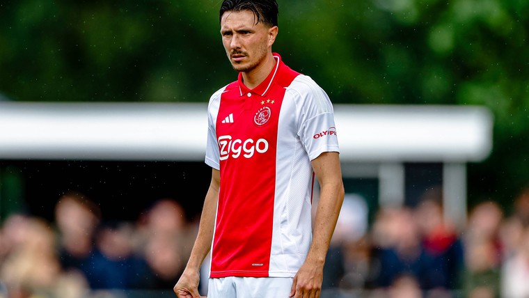 Enthousiaste Berghuis denkt niet aan vertrek bij Ajax