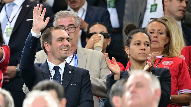 Oranje-fans maken indruk op Lahm: 'Zoiets heb ik nog nooit gezien'