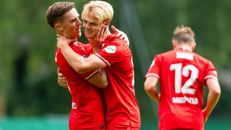 Twente en Hannover spelen gelijk in doelpuntrijke oefenwedstrijd