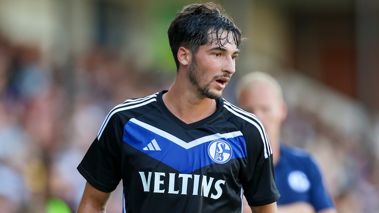 NAC shopt wederom en haalt nieuwe defensieve kracht op bij Schalke 04