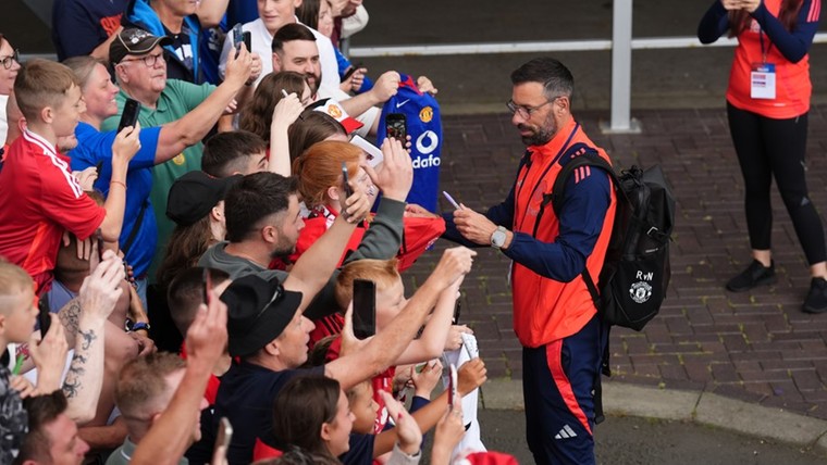 'Van Nistelrooij verleidt wonderkind van Arsenal tot gevoelige transfer'