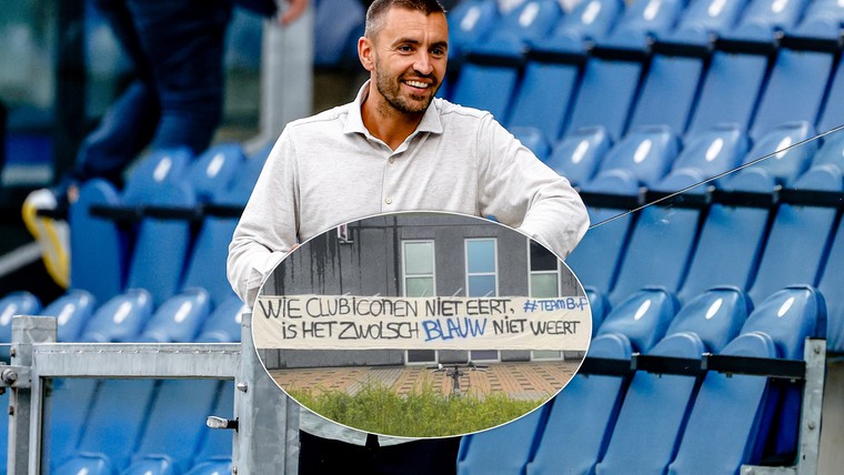 Kritische fans hangen spandoek op bij PEC-stadion na vertrek Van Polen