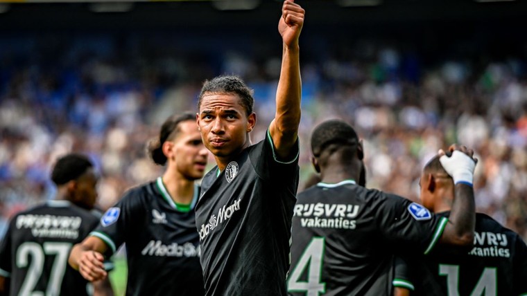 Uitgerekend Stengs wijst Feyenoord de weg naar overtuigende zege