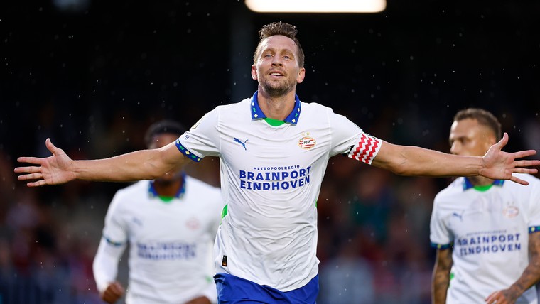 De Jong prijst PSV: 'Je kunt niet zomaar iedereen weg laten gaan'