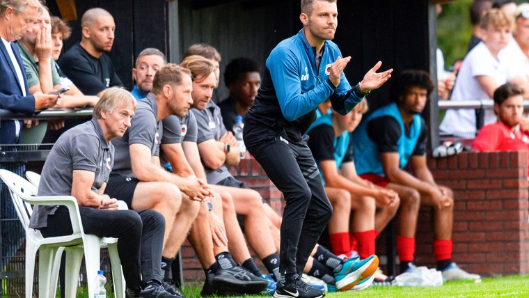 Bont gezelschap trainers in de Keuken Kampioen Divisie