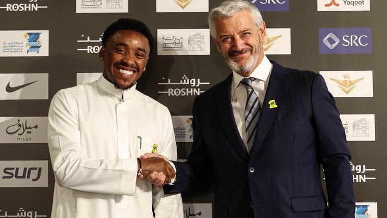 Bergwijn met speciaal rugnummer gepresenteerd in Jeddah