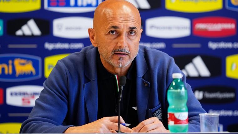 Spalletti realistisch over situatie Italië: 'We hebben geen Baggio of Totti'