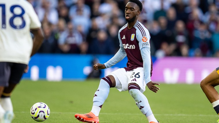 Succesvol Champions League-debuut voor Aston Villa en Bogarde (20)