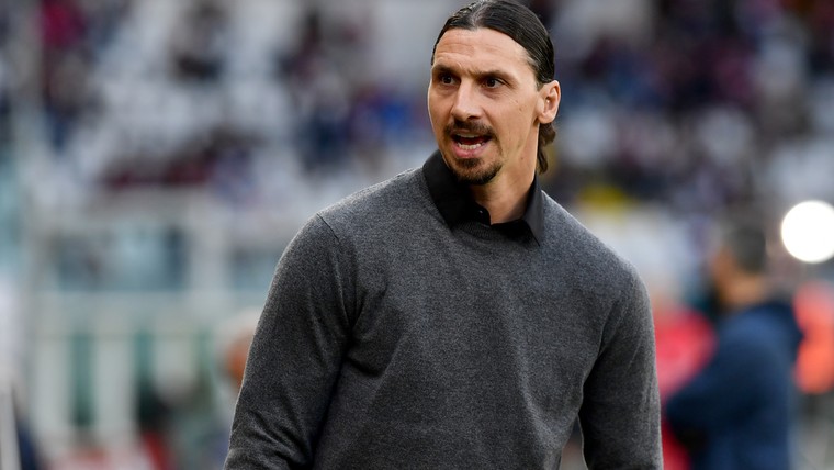 Zlatan reageert karakteristiek op kritiek Milan-supporters