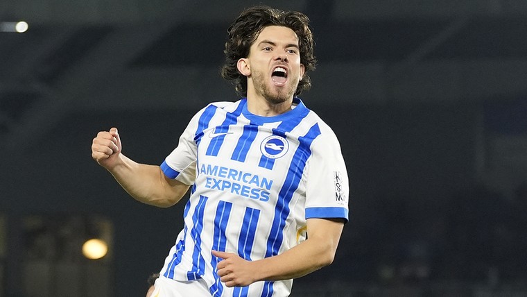 Kadioglu scoort voor Brighton: 'Tien minuten, één goal, niet slecht'