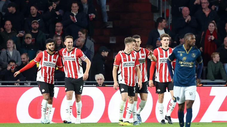 Tiental PSV komt tegen dapper Sparta met de schrik vrij