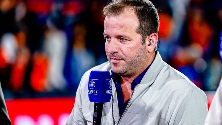 Ongeloof bij Van der Vaart: 'Zo heb je niks aan Dumfries'