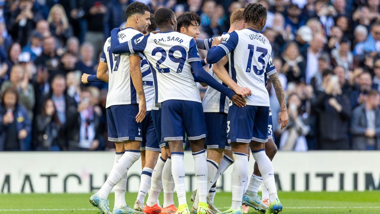 Pascal Jansen weet wat AZ te wachten staat tegen Tottenham