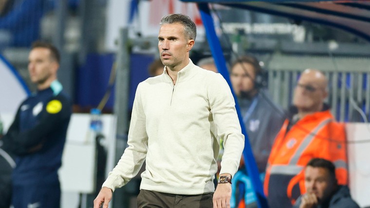 Van Persie geniet van 'welkome stap': 'Maar we willen meer'

