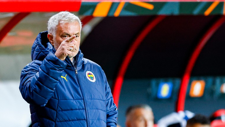 Mourinho haalt uit: 'Als ik het hele verhaal had gehoord, was ik nooit gekomen'