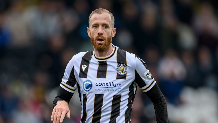 Saint Mirren verscheurt huurcontract van FC Groningen-spits Van Veen