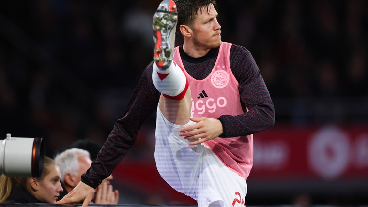 Ajax definitief zonder Weghorst tegen Real Sociedad