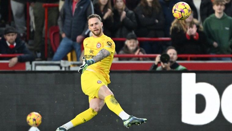 Flekken valt op met assist bij volgende thuiszege Brentford