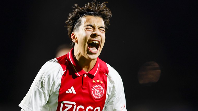 Droomdebuut voor Ajax-talent (18): 'Ik denk dat ik de trainer blij heb gemaakt'