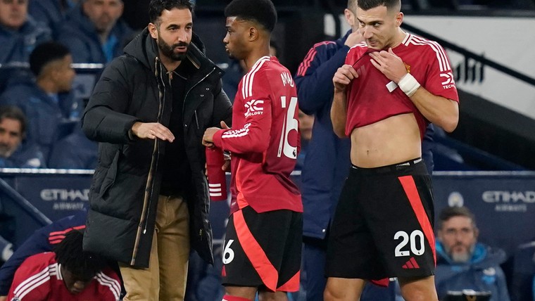 Manchester United deelt in krankzinnige slotfase volgende dreun uit aan City