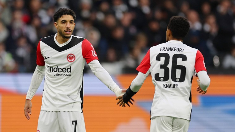 Manchester City heeft Bundesliga-sensatie Marmoush bijna binnen