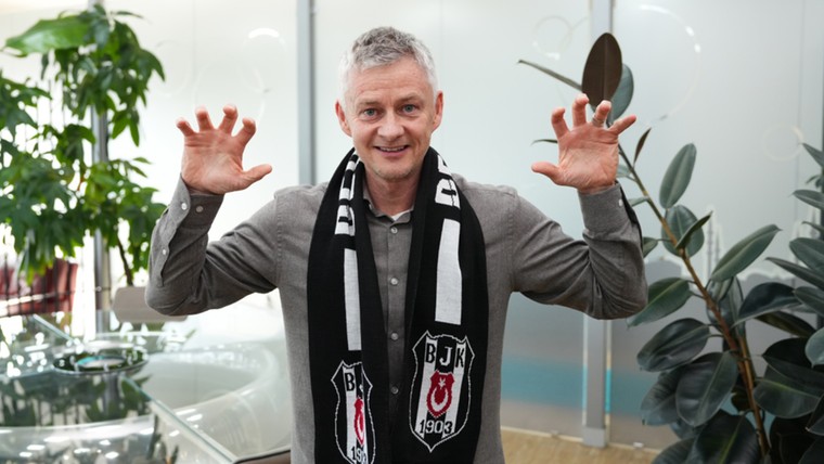 Solskjaer in gesprek over nieuwe klus, maar poseert vast met sjaaltje