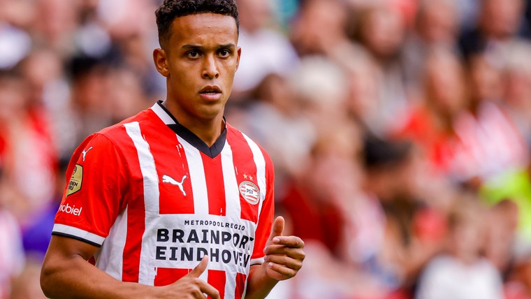 PSV bevestigt vertrek Oppegard en vervolgt jacht op nieuwe linksback