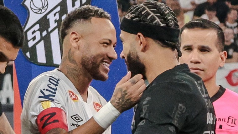 Memphis helpt Corinthians aan zege op Neymar: sterren wisselen niet alleen shirts