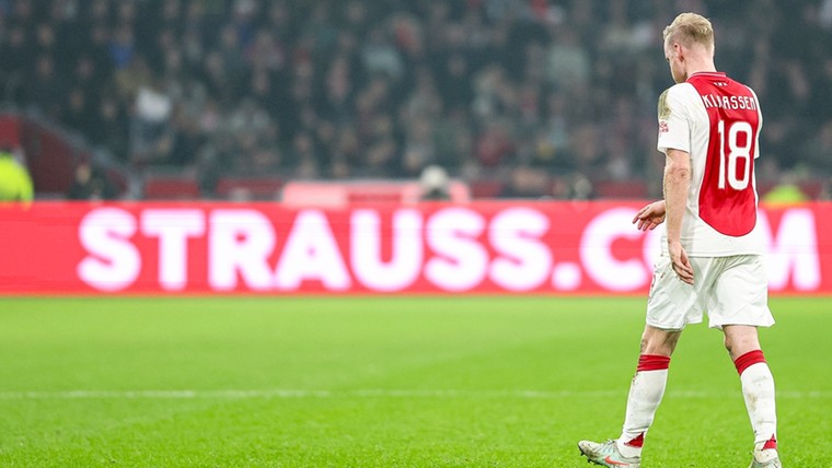 Horrorscenario voor Ajax: Union scoort twee keer en rode kaart Klaassen